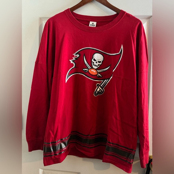 Victoria's Secret Tops - Tampa Bay Buccaneers Long Sleeve Tee | Victoria’s Secret PINK | Size M